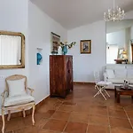 Luisa *